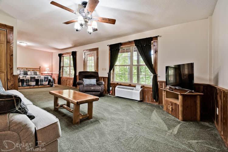 Secluded 2 Story Cabin Pool Wifi Smart Tvs 유레카 스프링스 외부 사진